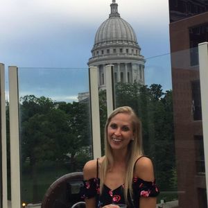 Meet your Posher, Tracy